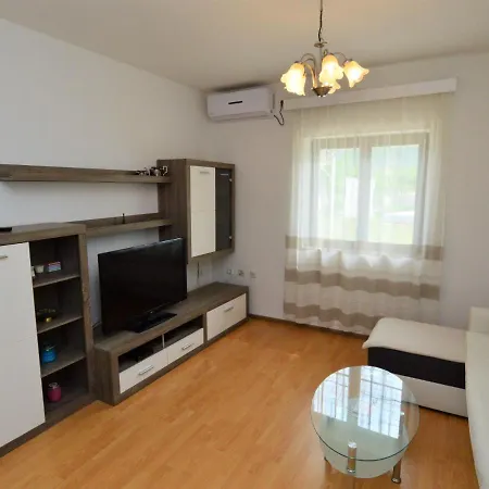 Silvano By Interhome بيت للعطل *